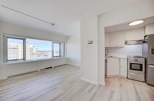 555 E William St Photo 1
