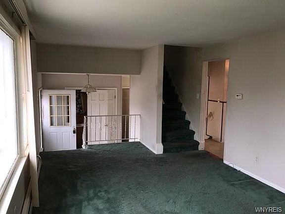 3rd image of 52 Harvey Dr