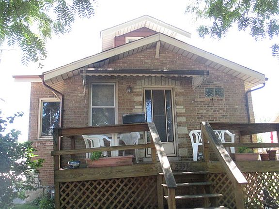 4th image of 2333 N 77th Ave