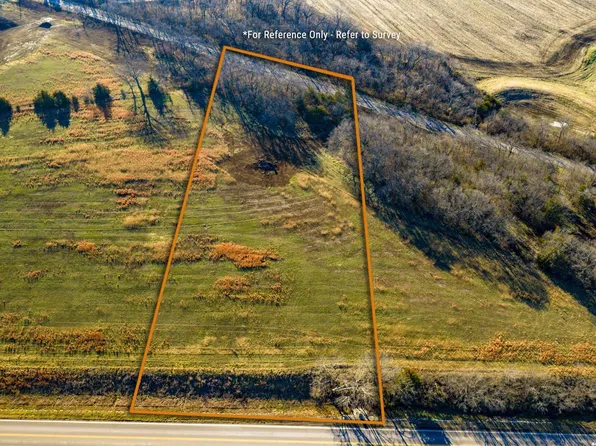 980 SE Stanley Rd, Tecumseh, KS 66542