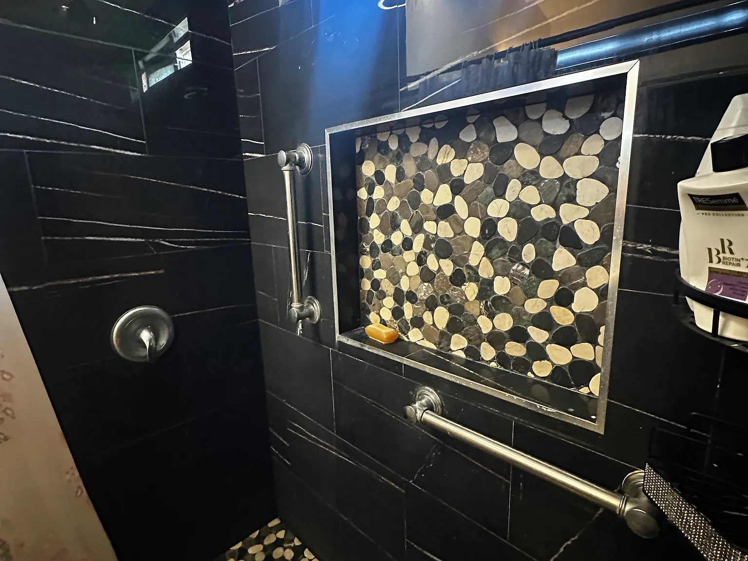 2 bed, 872 sqft, $1,200 — Photo 4