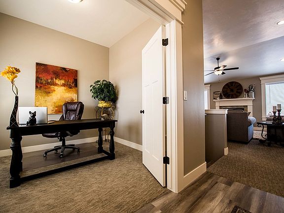 3rd image of 4361 E Patton Way