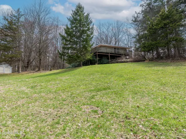 33 Fischer Extension, Kinderhook, NY 12106