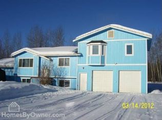 1645 Palomino Dr, North Pole, AK 99705