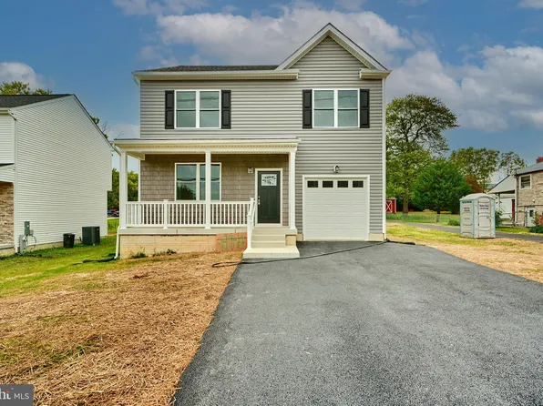 814 Essex A Ave, Essex, MD 21221