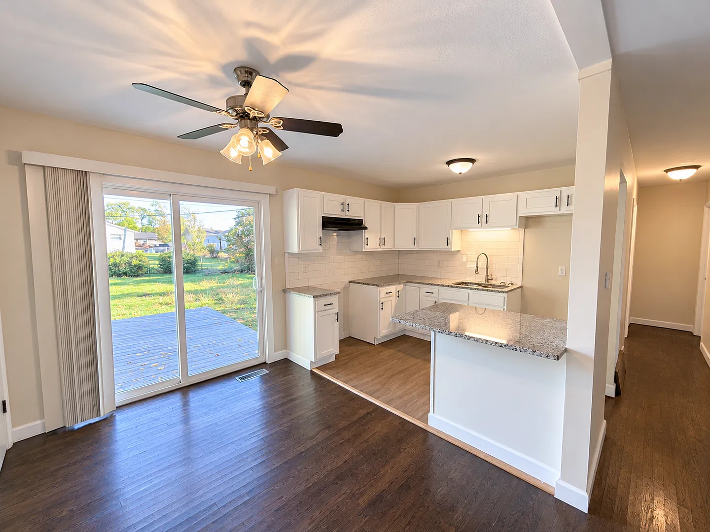 Move-In Ready Columbus Home Featuring Modern Finishes & Prime Location — Photo 3