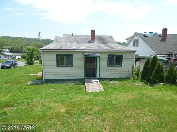 3rd image of 241 Maryland Ave