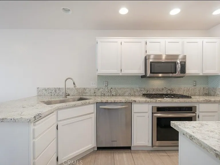 7306 Stonehaven Pl — Photo 2