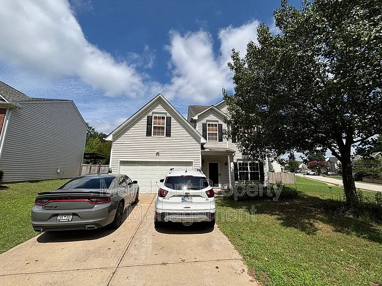 11 Joggins Dr — Photo 1