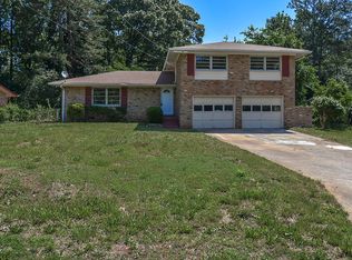 2090 Twin Falls Rd, Decatur, GA 30032