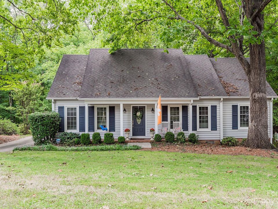1st image of 5707 All Saints Ln