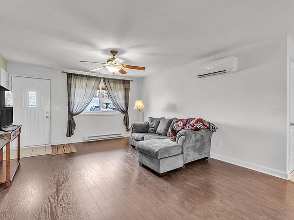 4th image of 2107 Pueblo Dr