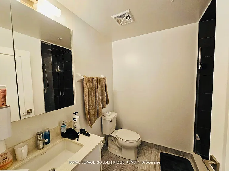 85 Oneida Cres #1410 — Photo 5