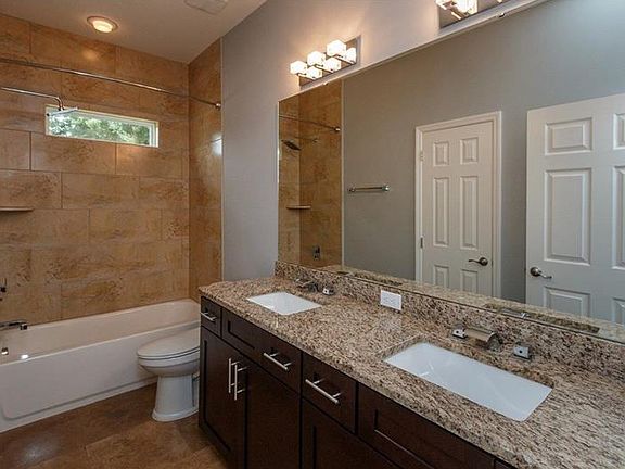 3rd image of 18401 Great Blue Heron Dr