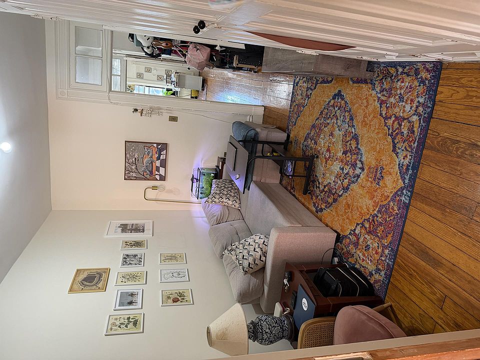 1st image of 321 Willow Ave APT 5