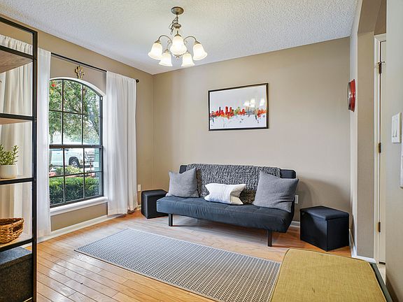3rd image of 2605 Ashfield Ct