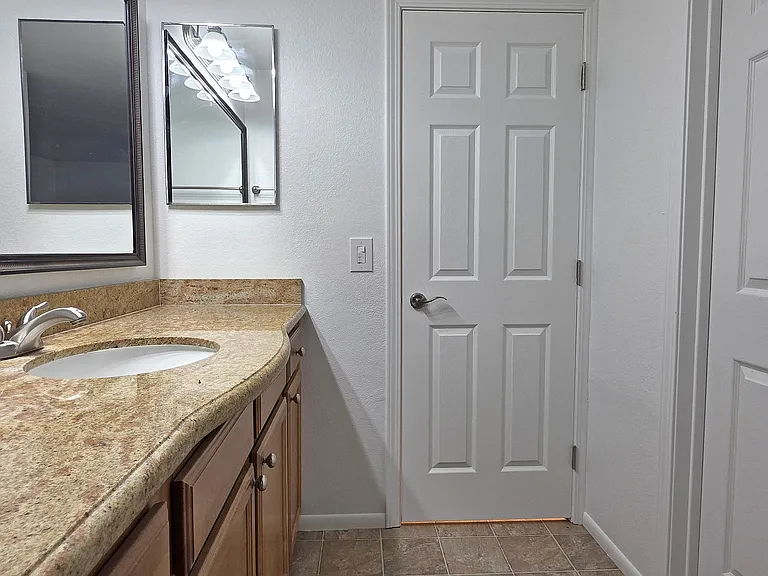 508 Woodside Oaks #3 — Photo 20