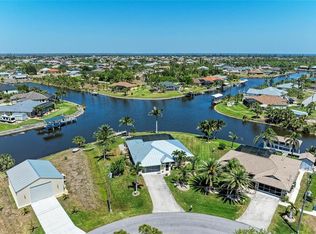 9404 Arnaz Cir, Port Charlotte, FL 33981