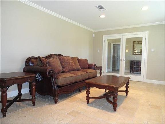4th image of 3210 Heron Dr