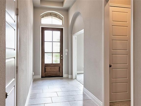 3rd image of 1632 Twistleaf Dr
