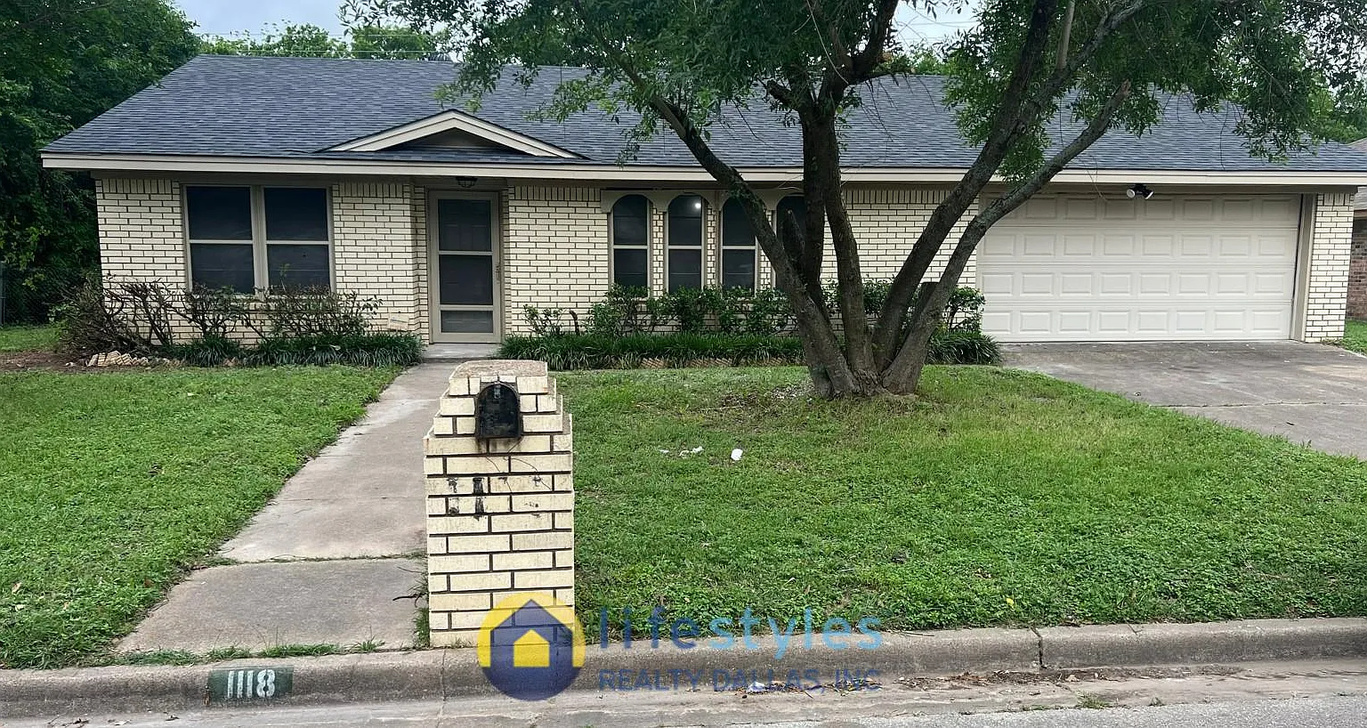 3 bed, 1608 sqft, $1,850 — Photo 1