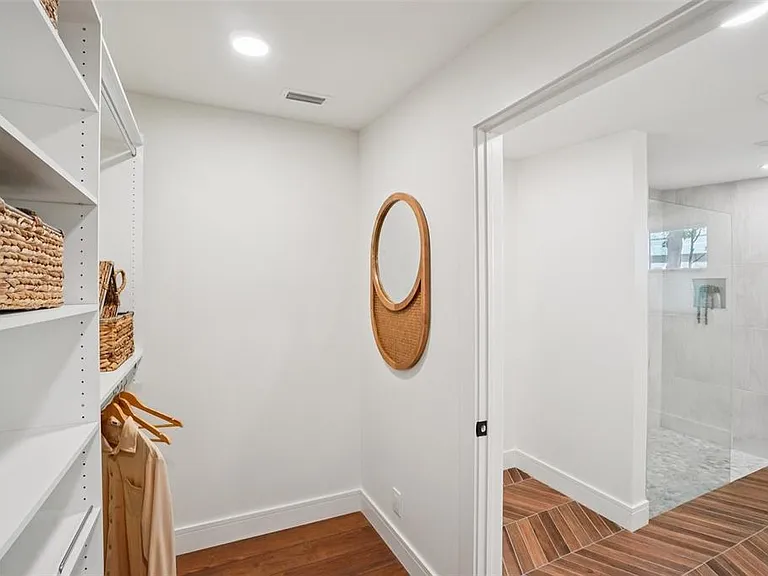 3123 W La Salle St — Photo 25