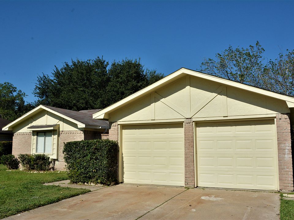 1st image of 22602 Fincastle Dr