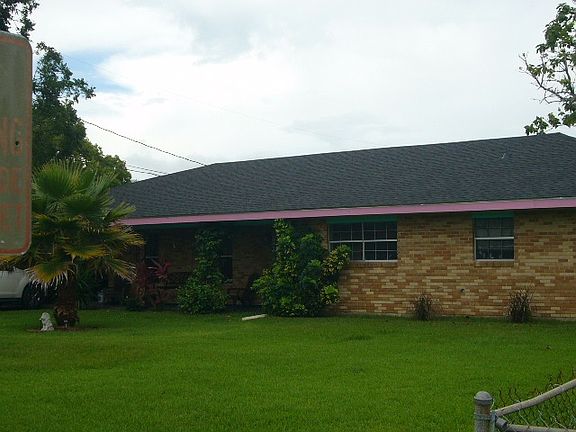 3rd image of 4741 Bayouside Dr