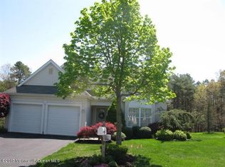 3 Valley Stream Ln, Lakewood, NJ 08701