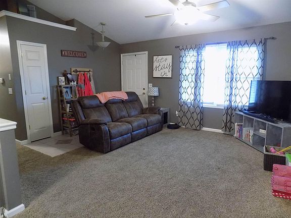 5th image of 58377 Garfield Dr