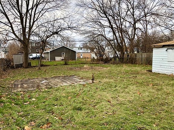 3rd image of 3118 Sandra Ave