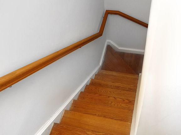 5th image of 3880 Orloff Ave APT 7H