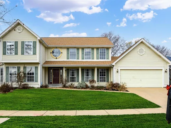 368 Mission Bay Ct, Grover, MO 63040