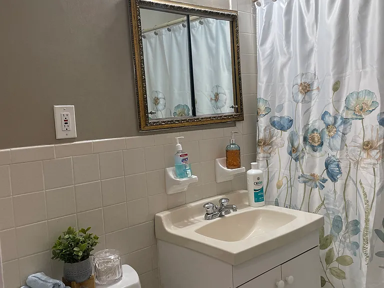 111 Dehaven Dr #318 — Photo 9