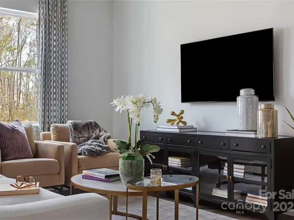 2312 Endeavor Run, Charlotte, NC 28269