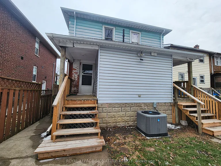 731 Saint Antoine St — Photo 24