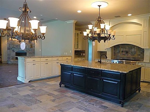 3rd image of 4807 Nashwood Ln