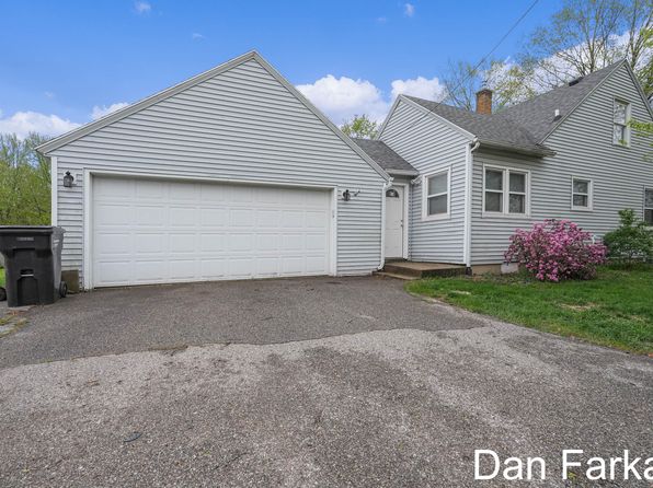 7614 Eastern Ave SE, Byron Center, MI 49315