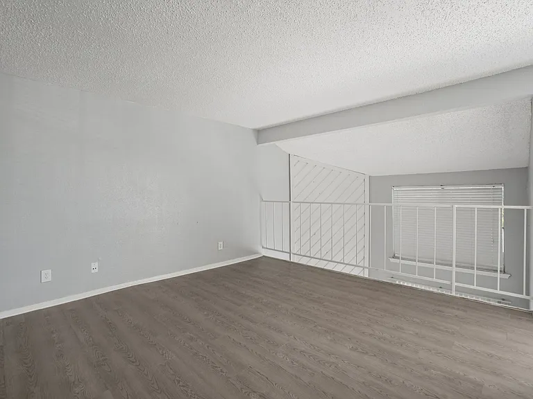 Don't Miss Out Biltmore Homes Leasing Fast — Photo 118