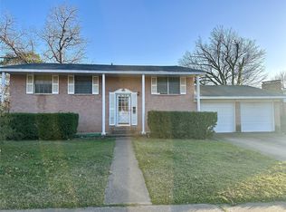 206 Senter Valley Rd, Irving, TX 75060