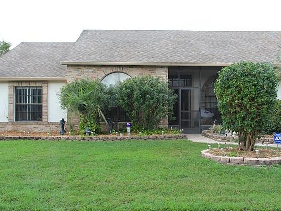 2nd image of 1998 Tiptree Cir