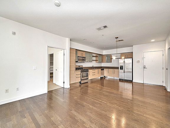 3rd image of 1234 Wilshire Blvd APT 331