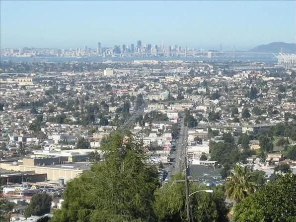 7953 Crest Ave, Oakland, CA 94605