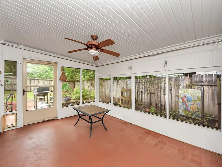 18 N Deerfoot Cir — Photo 23