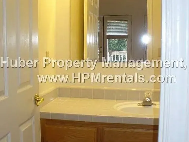 15085 McElroy Rd — Photo 5