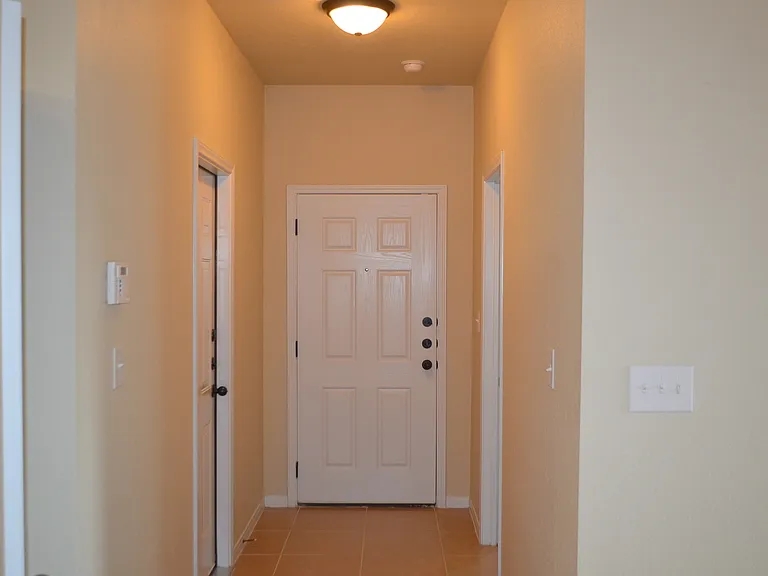 2002 Tru Cir — Photo 14