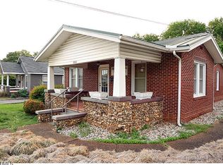 804 Mulberry St, Loudon, TN 37774