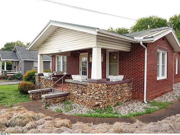 804 Mulberry St, Loudon, TN 37774