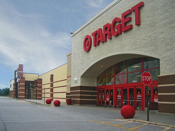 4th image of 214 Barracks Rd