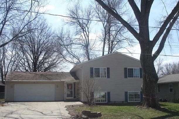 1st image of 1004 Rocklyn St